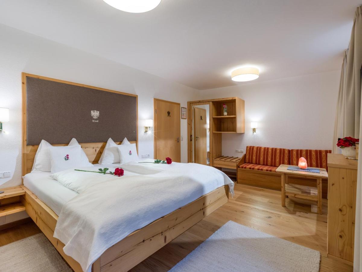 Gartenhotel Rosenhof Bei Kitzbuehel Оберндорф-ін-Тіроль Екстер'єр фото